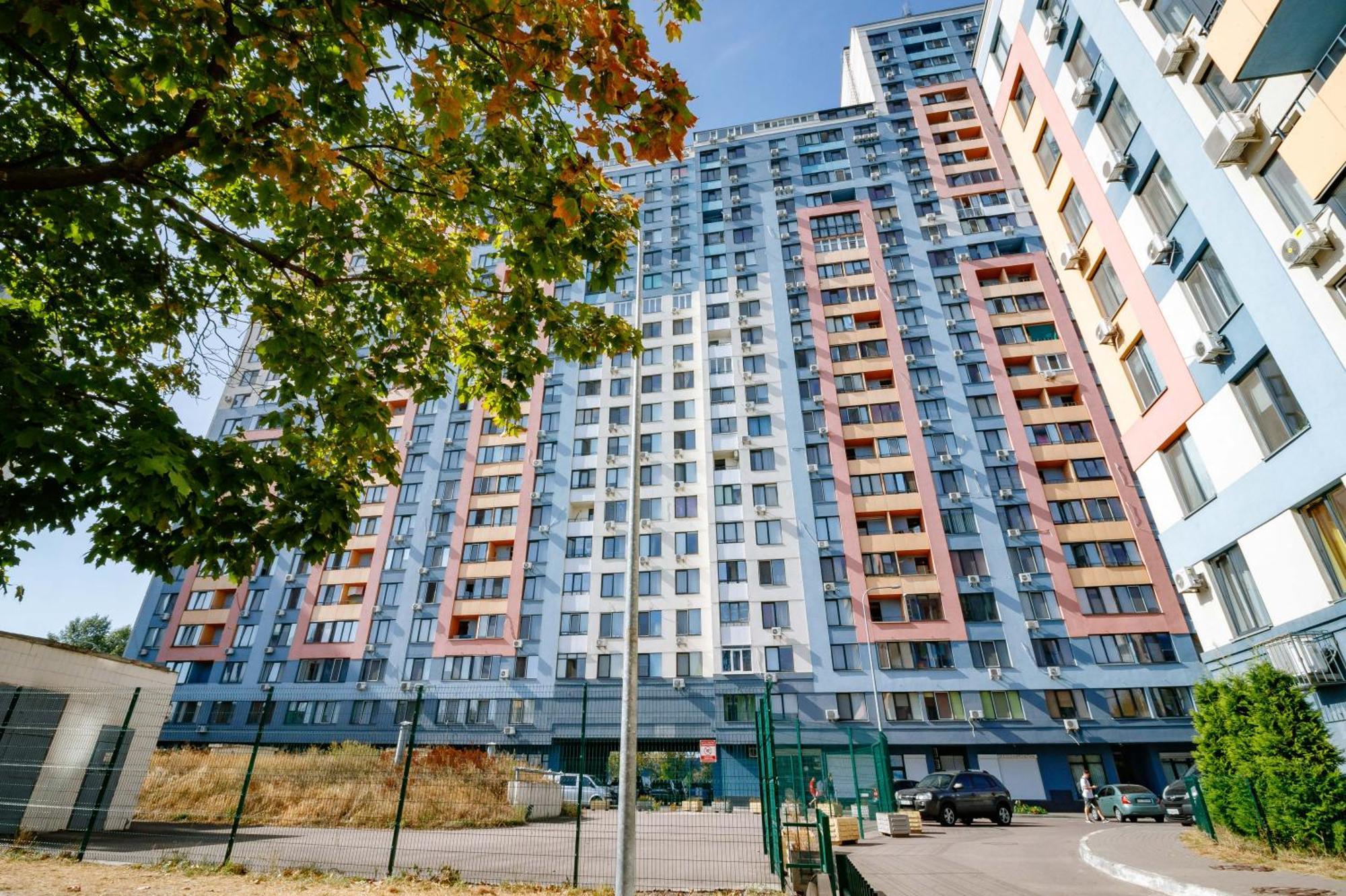קייב Kvartirkoff Na Bogatirskaya 6A, 10 Floor מראה חיצוני תמונה